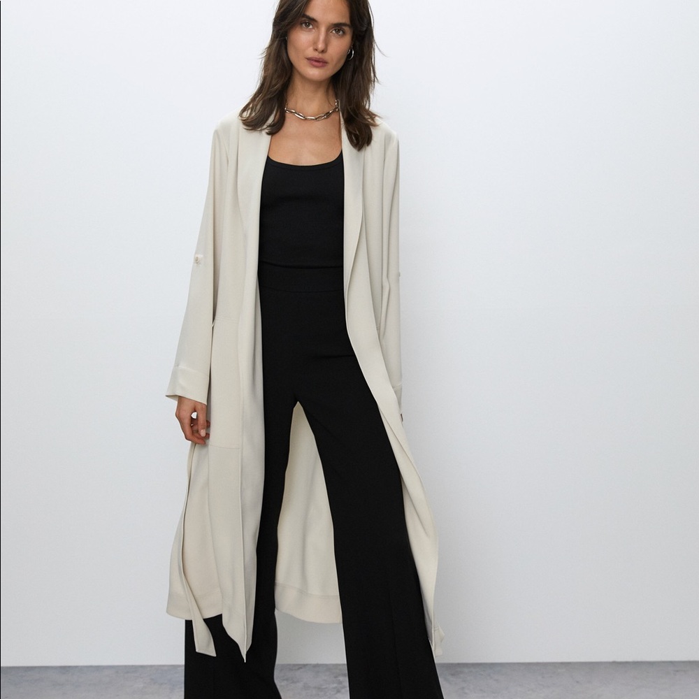 XXS Aritzia Babaton Kahlo Jacket, Robe - Picture 2 of 10